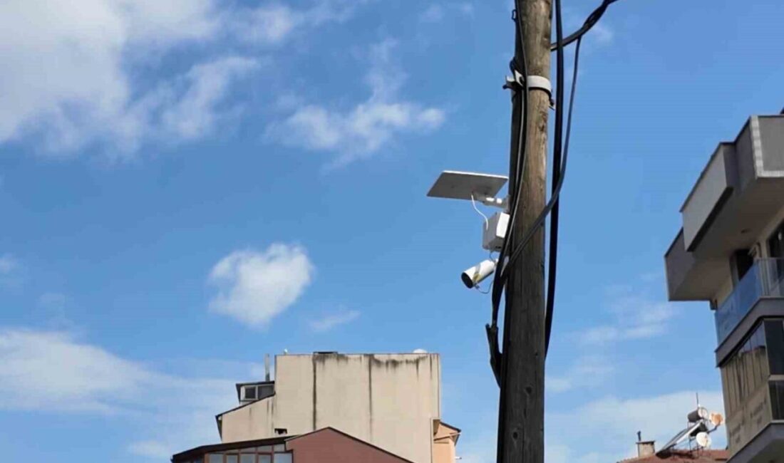 Çayırova’da çevreye gelişigüzel bırakılan kaba atık ve molozların önüne geçmek
