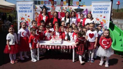 Düzce Belediyesi Çocuk Gündüz Bakımevinde 23 Nisan Ulusal Egemenlik ve