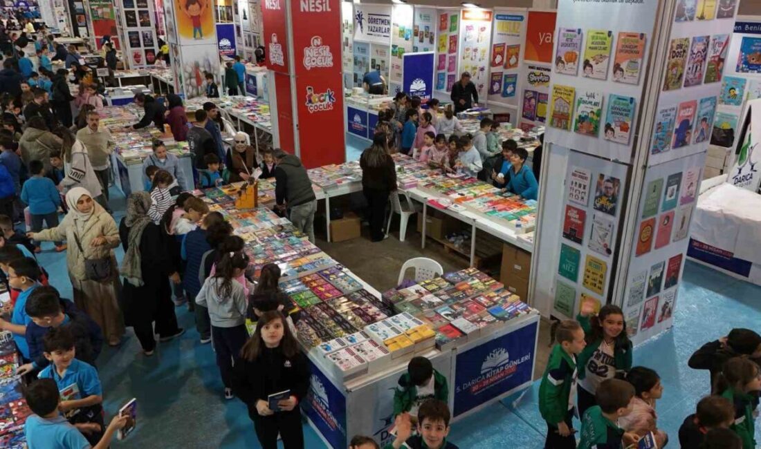 Darıca’da geleneksel olarak düzenlenen ve bu yıl 5’incisi gerçekleştirilen kitap