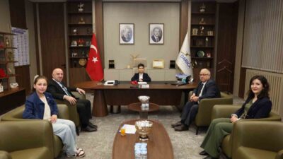 Darıca’da 23 Nisan Ulusal Egemenlik ve Çocuk Bayramı kapsamında temsili