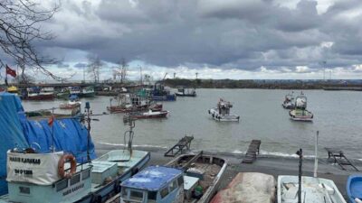 DÜZCE(İHA) – Düzce İl Tarım ve Orman Müdürlüğü denizlerde su