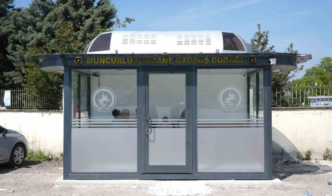 Düzce Belediyesi tarafından inşa edilerek belirli noktalara yerleştirilen Akıllı Durak