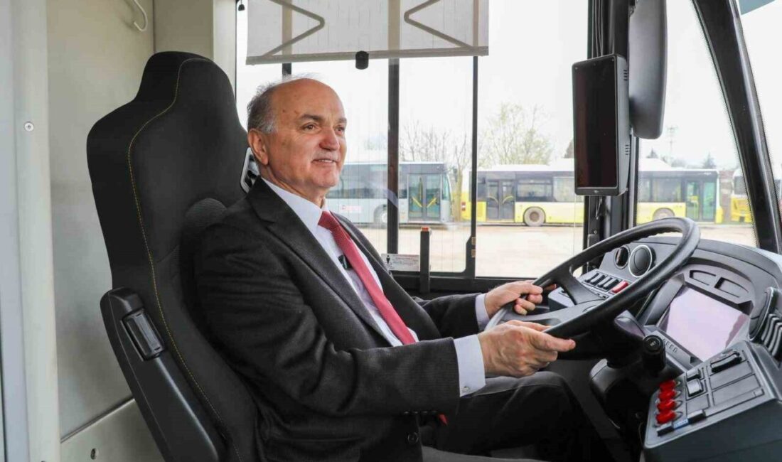 Düzce Belediye Başkanı Dr. Faruk Özlü, belediye olarak Türkiye’de bir