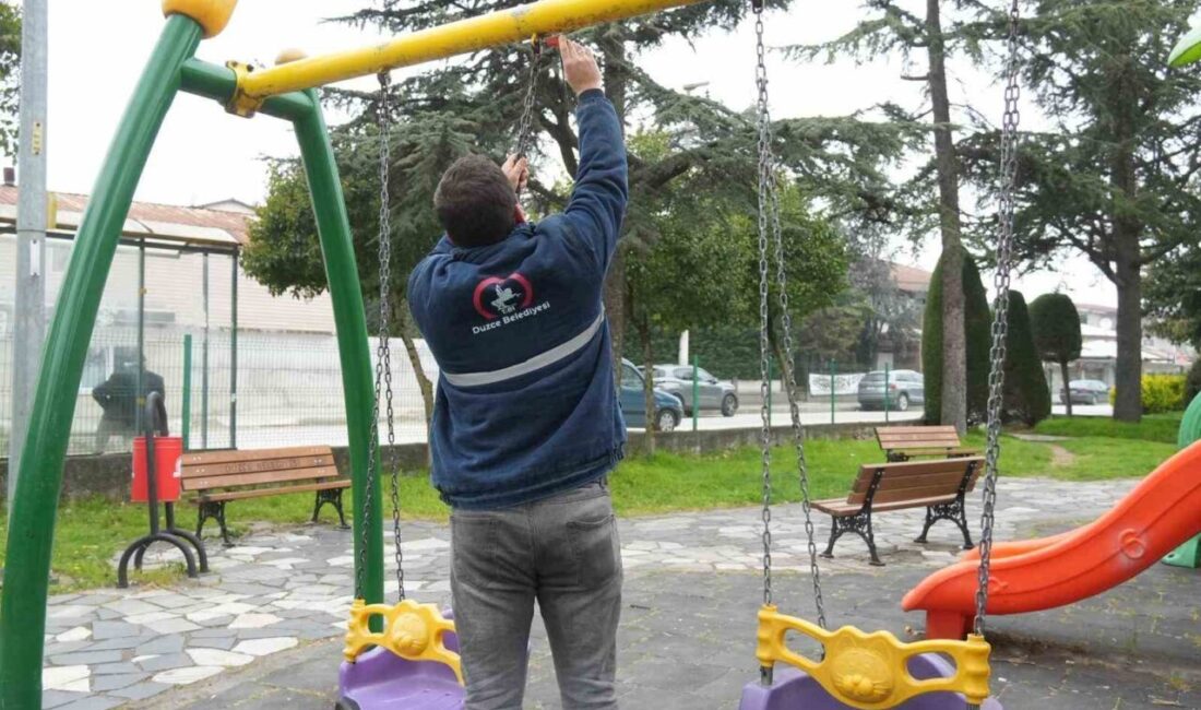Düzce Belediyesi mahalle parklarında bakım, onarım ve temizlik çalışmalarına devam