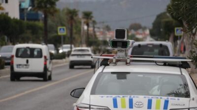 Düzce’de Trafik polisleri tarafından yapılan denetimlerde 9 bin 647 araç