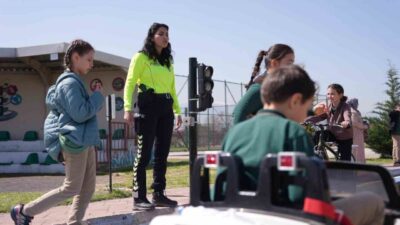 Düzce’de erken yaşta trafik bilincinin kazandırılması amacıyla kurulan Trafik Eğitim
