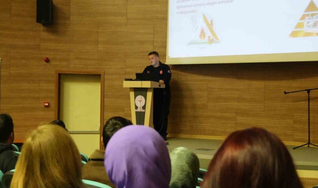 Düzce Belediyesi İtfaiye Müdürlüğü, acil durum ve yangına müdahale eğitimlerini