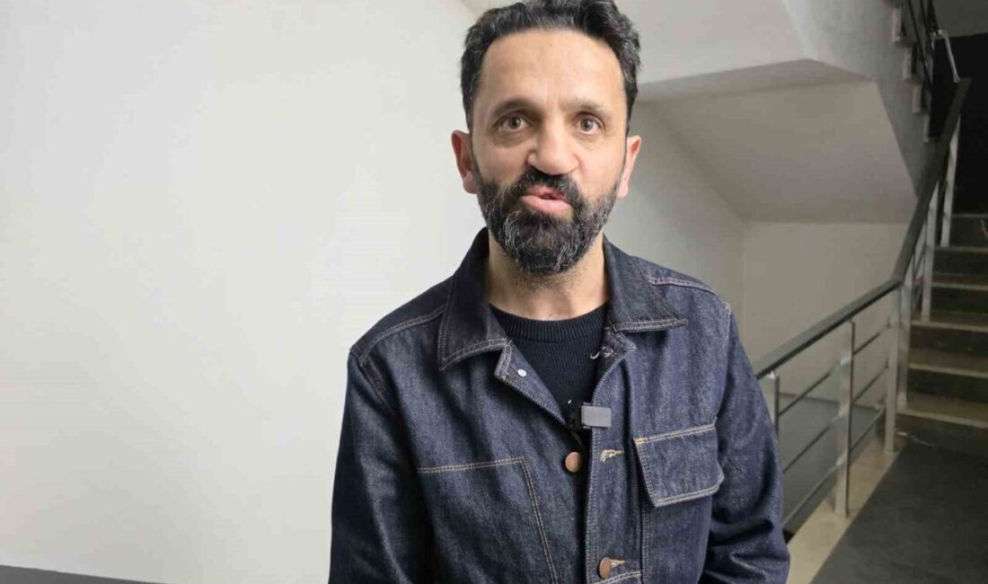 DÜZCE (İHA) – Düzce’de sipariş ettikleri pizzadan yiyen ve apartmanın