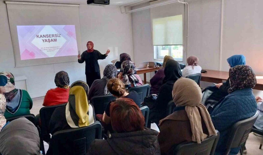Düzce Belediyesi bünyesinde BELMEK kursiyerlerine yönelik düzenlenen eğitimde, kanserin risk