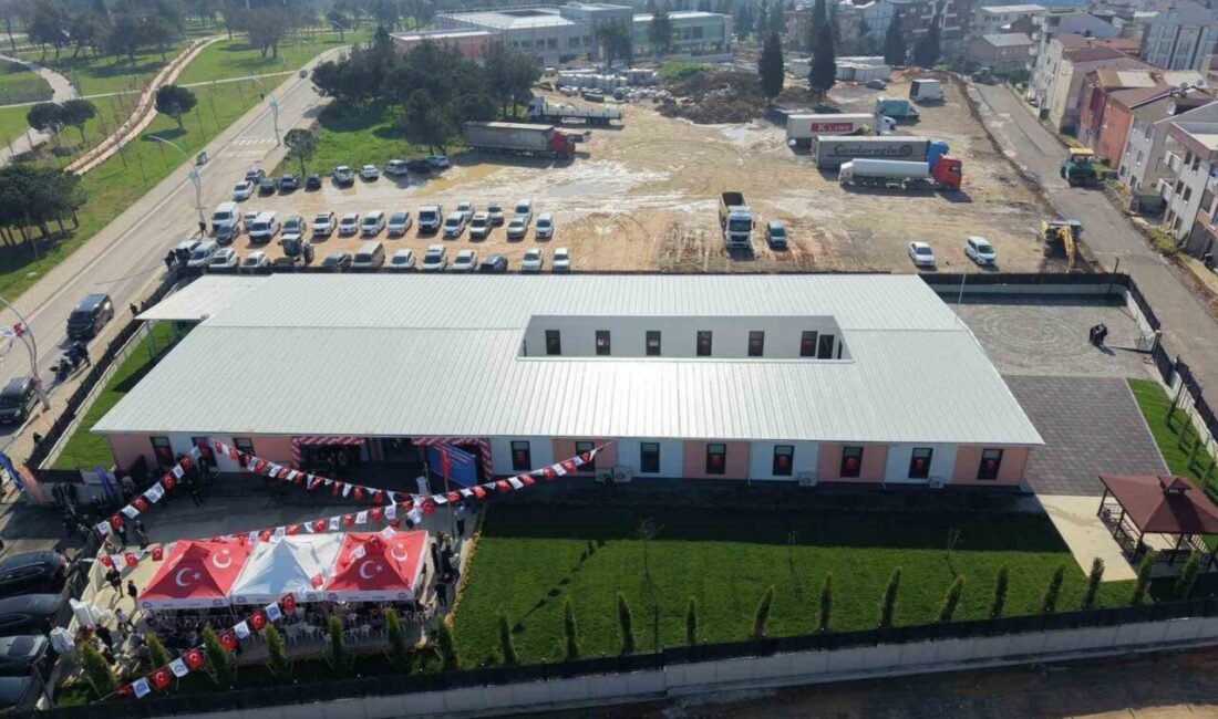 Gebze Belediyesi tarafından 30 milyon lira yatırımla inşa edilerek Milli