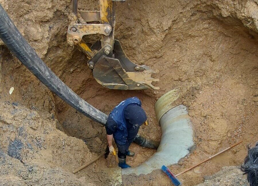 İSU Genel Müdürlüğü ekipleri, Gebze Yeni Bağdat Caddesi’nde arızalanan içme