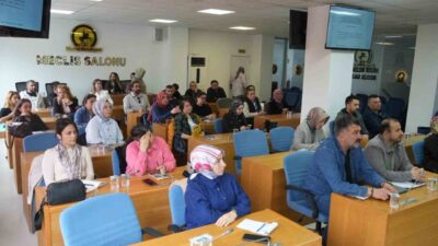 Düzce Belediyesi tarafından personellere yönelik hizmet içi eğitimler devam ediyor.