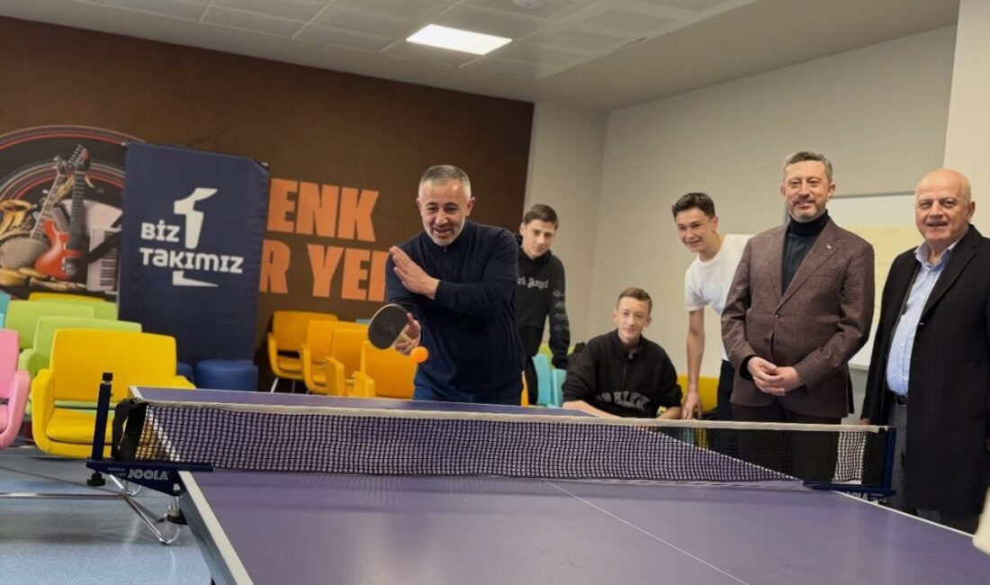 AK Parti Bilecik İl Başkanı Serkan Yıldırım, Bozüyük ilçesinde bulunan