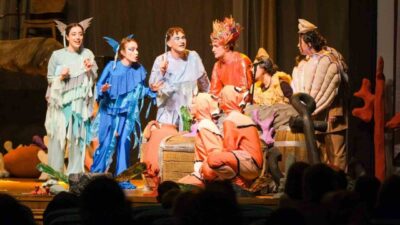 İzmit Körfezi’nde yürütülen dip çamuru temizliği projesi, çocuklara çevre bilinci