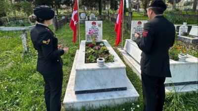 Düzce İl Jandarma Komutanlığı personeli, şehadetinin yıl dönümü dolayısıyla şehit