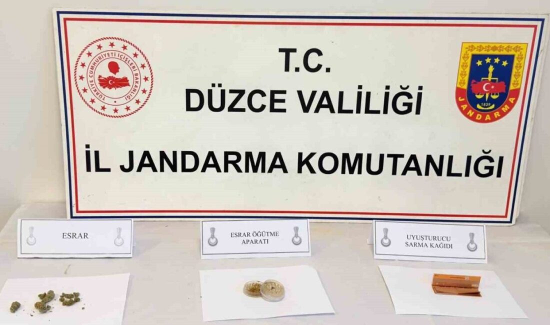 Düzce İl Jandarma Komutanlığı ekipleri huzur ve güven uygulaması kapsamında