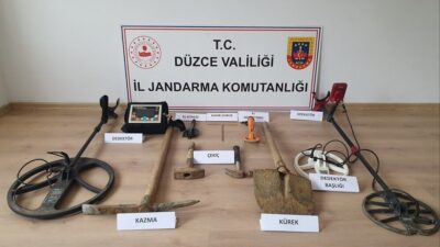 Düzce (İHA) – Düzce İl Jandarma Komutanlığı ekipleri kaçak kazı