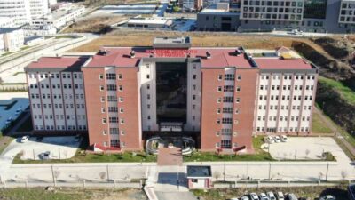 Kastamonu Üniversitesi’nde geliştirilen ve kalça protezi ameliyatlarında cerrahın görüş alanını