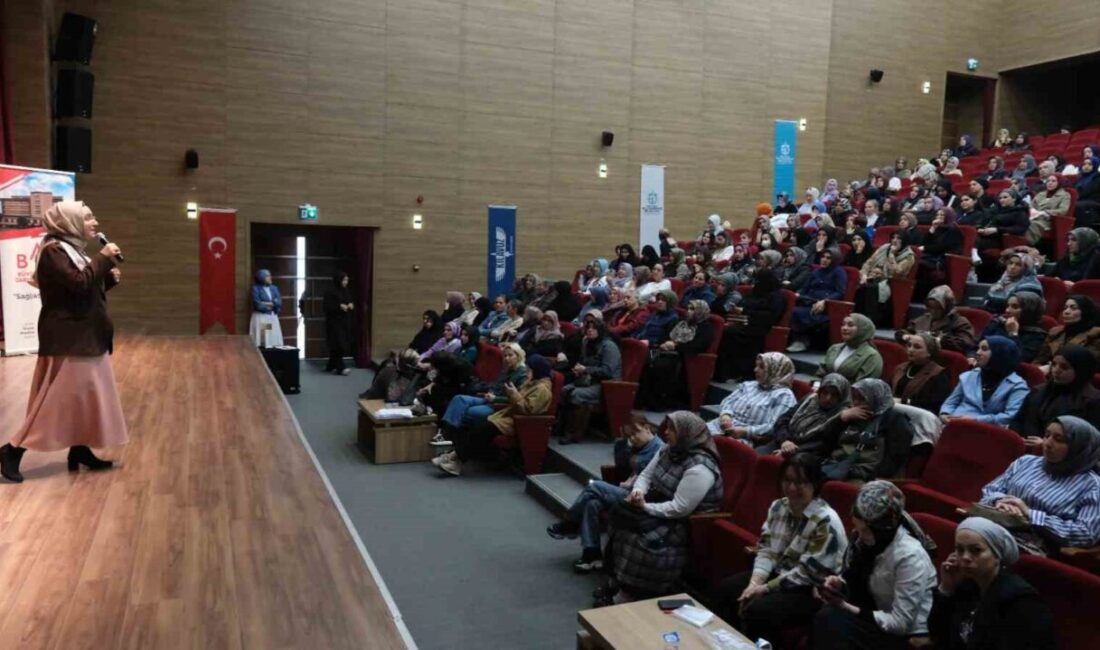 Kocaeli’de düzenlenen programda kadın sağlığı, kanser konusunda bilinçlenme ve erken