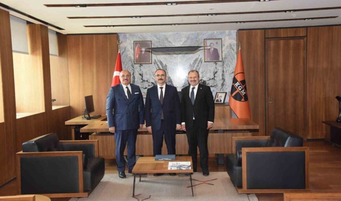 AK Parti Kastamonu Milletvekili Halil Uluay ve Taşköprü Belediye Başkanı