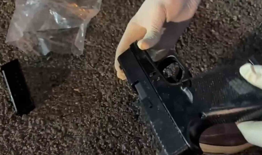 Kastamonu’da jandarma ekiplerince düzenlenen operasyonda 45 adet ruhsatsız tabanca ve