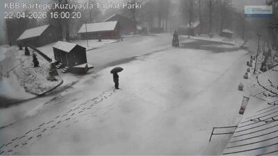 Kocaeli’de bahar ortasında kış geri döndü. Özellikle yüksek kesimlerde kar