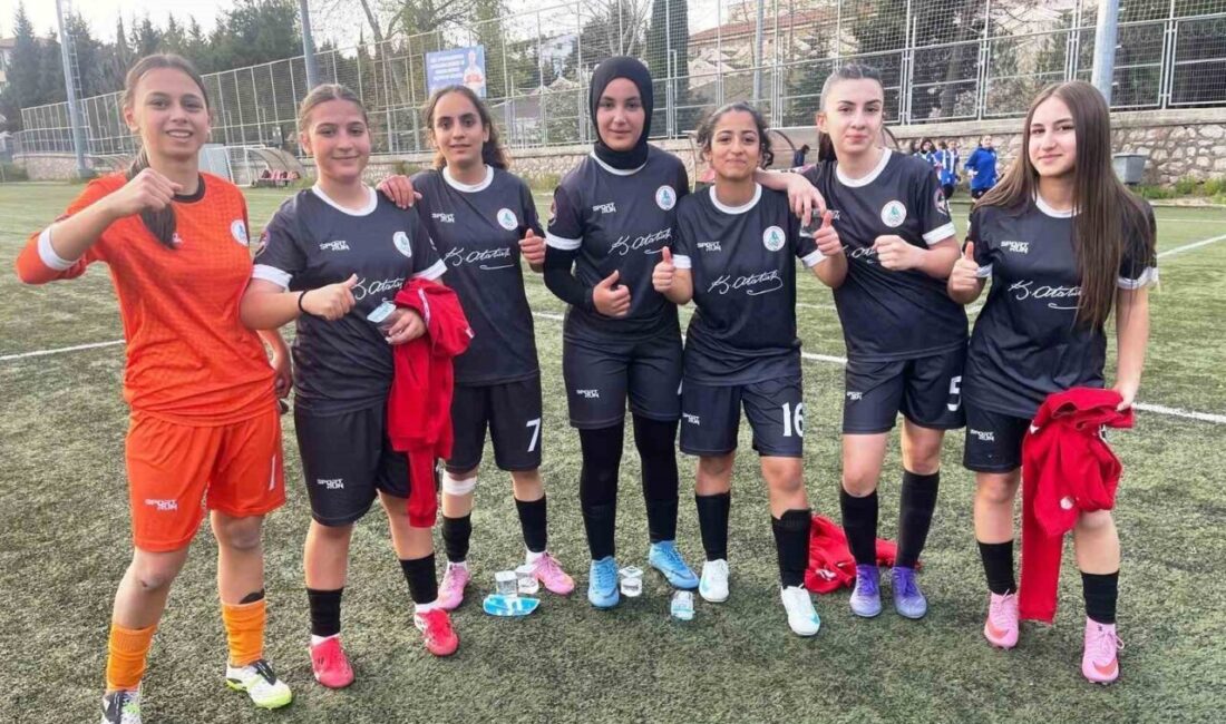 Körfez Gençlerbirliği Kız Futbol takımları, ikinci hafta maçlarında rakiplerini mağlup