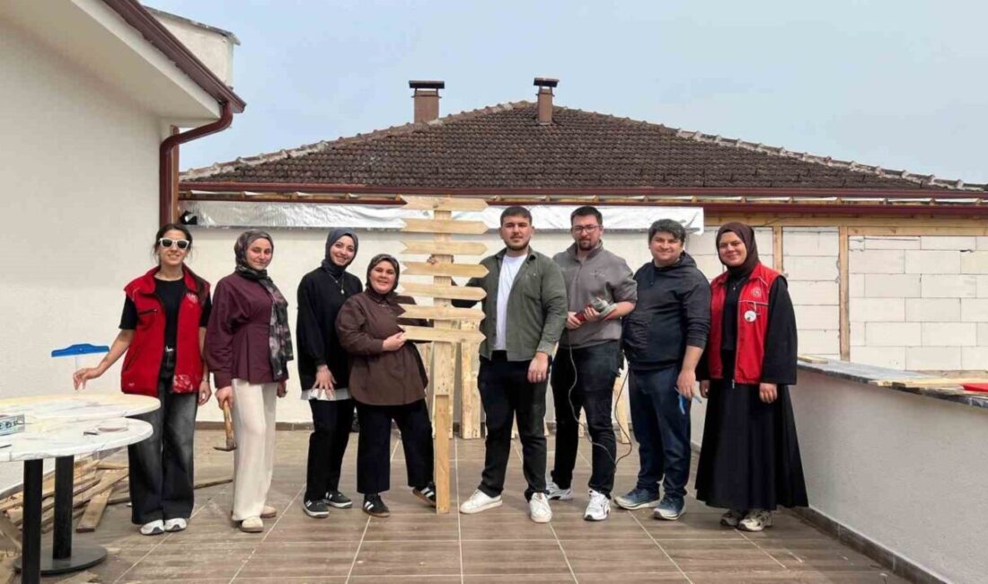 DÜZCE (İHA) – Bahçeşehir Gençlik Merkezi bünyesinde faaliyet gösteren Boğaziçi