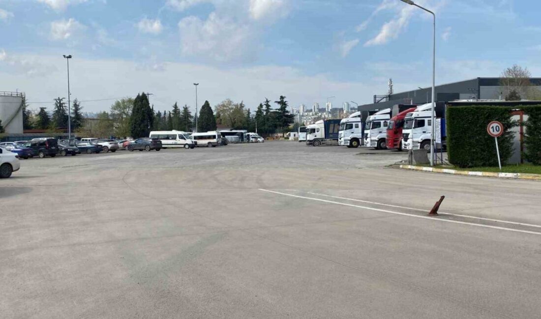 Kocaeli’nin Başiskele ilçesindeki lastik fabrikasında makineye sıkışan 28 yaşındaki işçi,