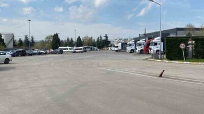 Kocaeli’nin Başiskele ilçesindeki lastik fabrikasında makineye sıkışan 28 yaşındaki işçi,