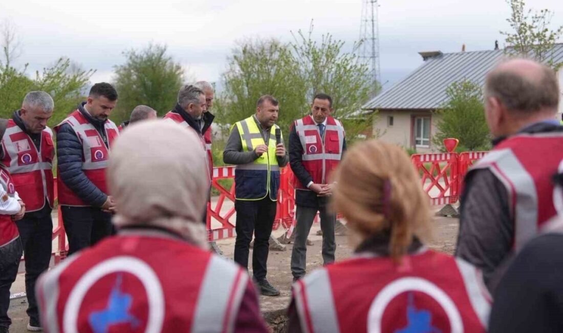 Düzce Belediyesi 63 mahalle muhtarının katılımıyla düzenlediği inceleme gezisinde, içme