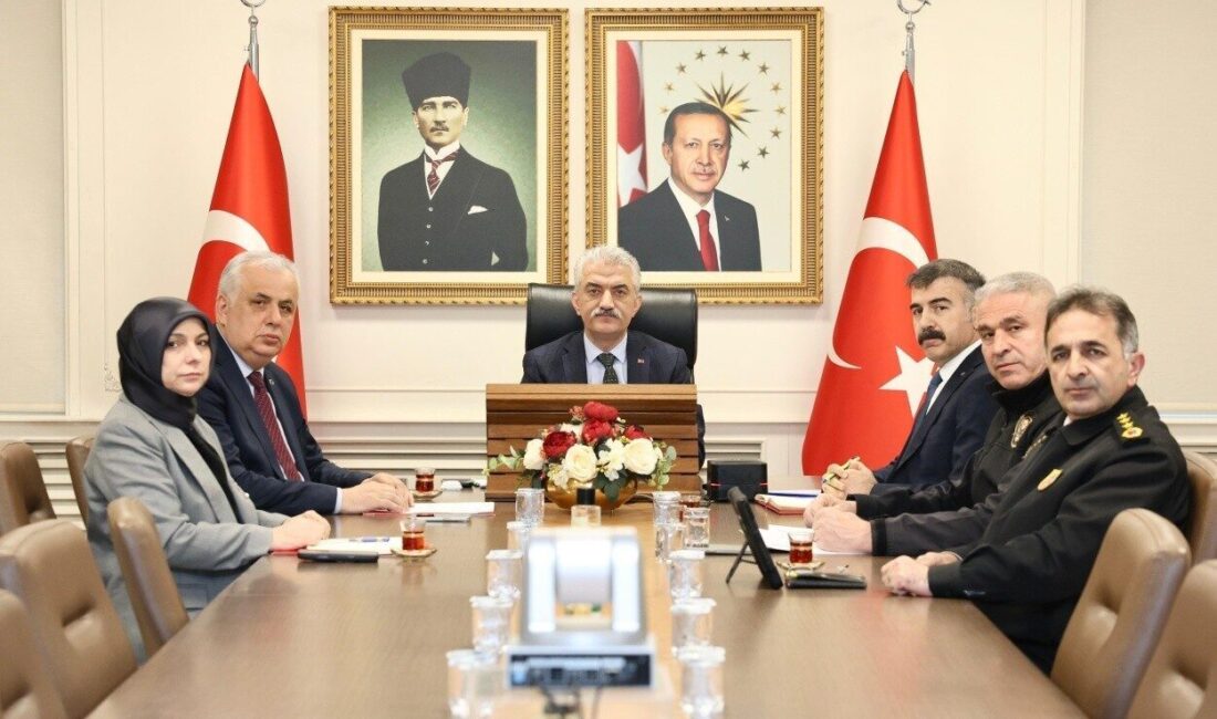 Şanlıurfa ve Kahramanmaraş’ta eğitim kurumlarına yönelik gerçekleştirilen silahlı saldırıların ardından,