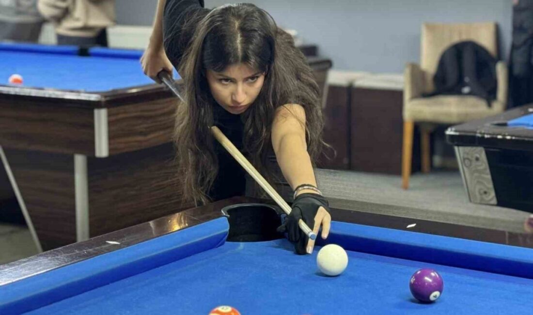 Düzce’de düzenlenen Okul Sporları Pool Bilardo Gençler Kız-Erkek Müsabakaları büyük