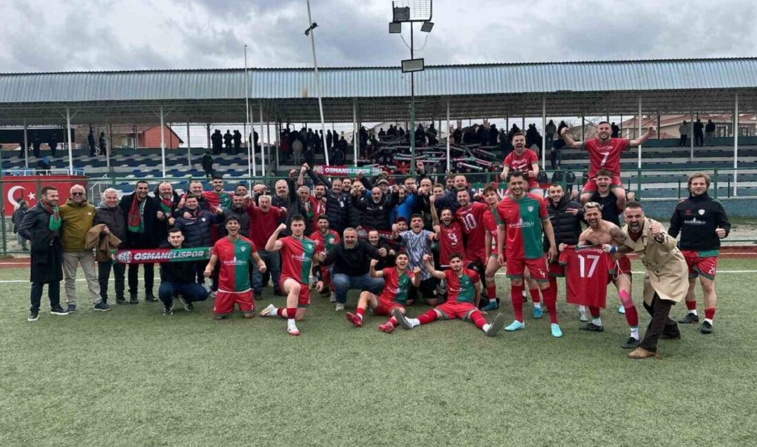 Osmanelispor Kulübü Başkanı Akın Okumuş, play-off yarı final mücadelesinde Bozüyük