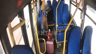 Düzce’de halk otobüsü şoförü bayılan yolcuyu ambulans görevini üstlenip hastaneye