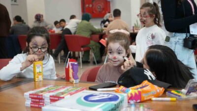 Kastamonu’da üniversite öğrencileri tarafından yürütülen proje kapsamında bir araya gelen,
