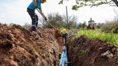Pamukova’da başlatılan yeni kaynak çalışmasıyla 115 metre derinlikten çıkarılan içme