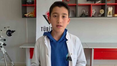 DÜZCE (İHA) – Düzce’de ortaokul öğrencisi Yusuf Eymen Çiçek, atık