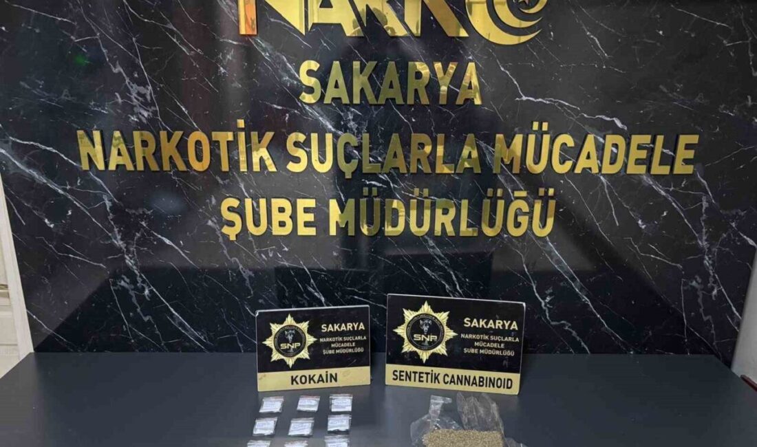 Sakarya’nın Serdivan ilçesinde satışa hazır halde kokain ve sentetik uyuşturucu