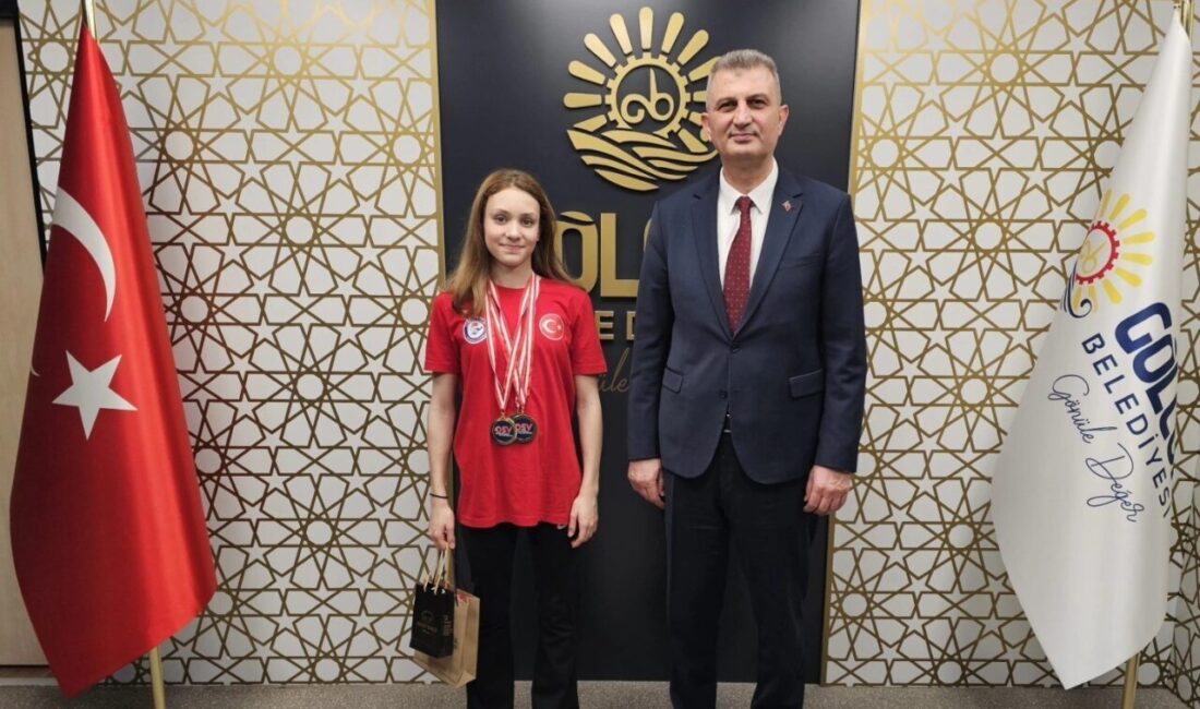 Gölcük Belediye Başkanı Ali Yıldırım Sezer, Avusturya’da düzenlenen Multinations Yıldızlar