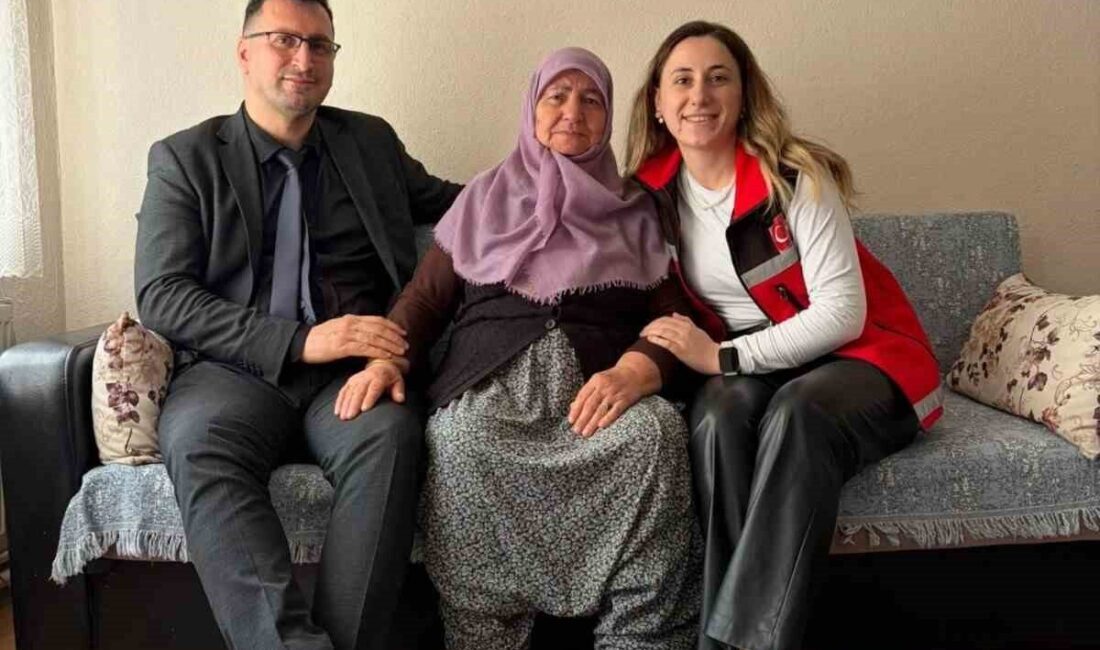 Bilecik’te şehit Mithat Çolak’ın sene-i devriyesi dolayısıyla ailesine anlamlı bir