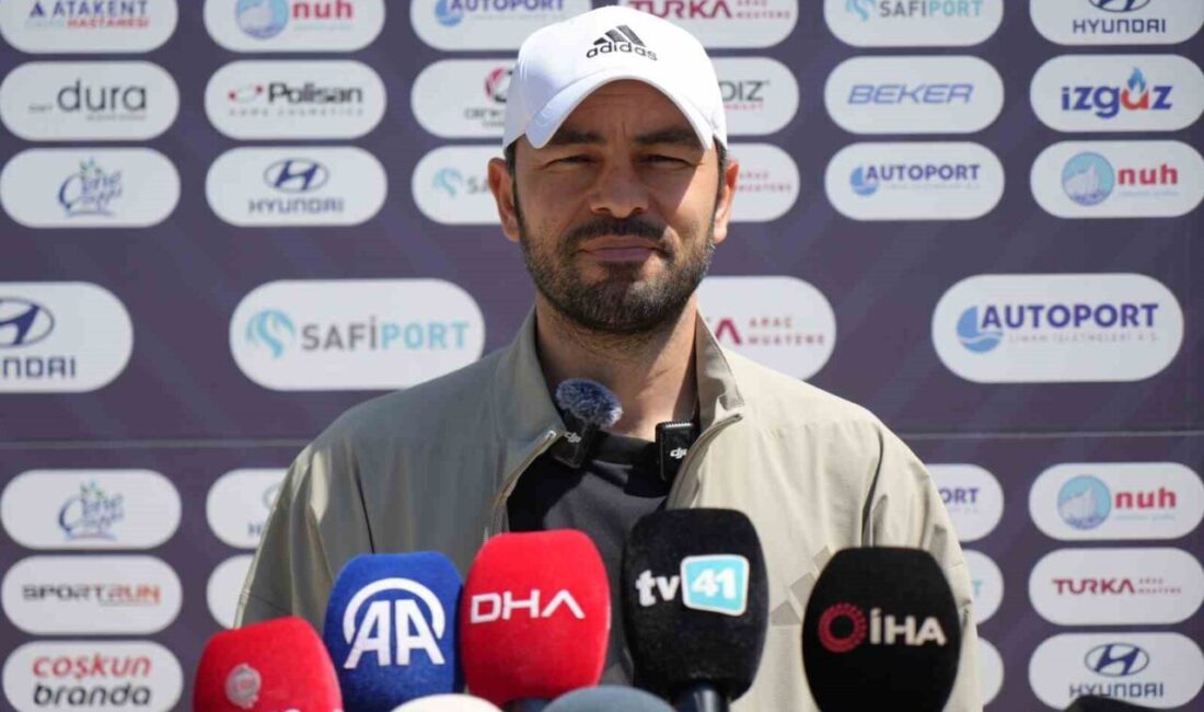 Trendyol Süper Lig’in 32. haftasına oyuncularını hazırlayan Kocaelispor Teknik Direktörü