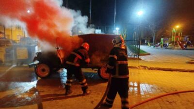 Bilecik’te seyir halindeki araç alev aldı. Edinilen bilgilere göre, dün