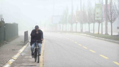 Sakarya’da etkili olan yoğun sis sebebiyle görüş mesafesi 10 metreye