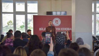 Bilecik Şeyh Edebali Üniversitesi Söğüt Meslek Yüksekokulunda düzenlenen ’Kampüs Konserleri’
