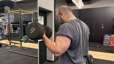 Sosyal medyadaki şaşırtıcı “öncesi-sonrası” fotoğrafları ve fenomenlerin önerdiği ağır antrenmanlar