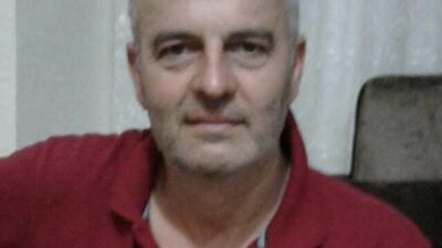 Sakarya’nın Adapazarı ilçesinde tarlasında çalışırken devrilen traktörün altında kalan 59