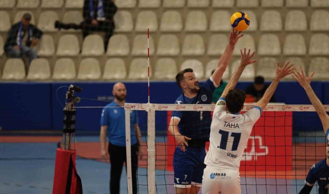 Erkekler Voleybol 1. Ligi Yarı Final Etabı serinin 2. karşılaşmasında