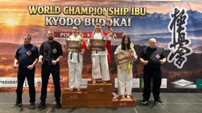 DÜZCE(İHA) – Düzce Valiliği uluslararası yarışmalarda şampiyon olan sporcuları kutladı.