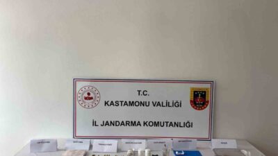 Kastamonu’nun Tosya ilçesinde jandarma ekipleri tarafından düzenlenen uyuşturucu operasyonunda yakalanan